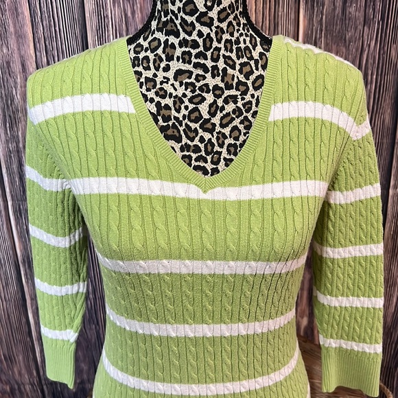 Jillian Nicole 3/4 sleeve Sweater -medium - Picture 3 of 9